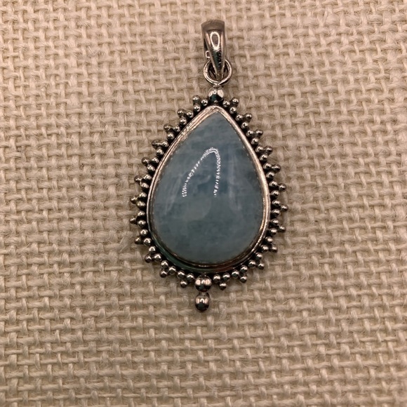 Artisan Jewelry - Artisan Crafted Aquamarine Pendant set in Sterling Silver